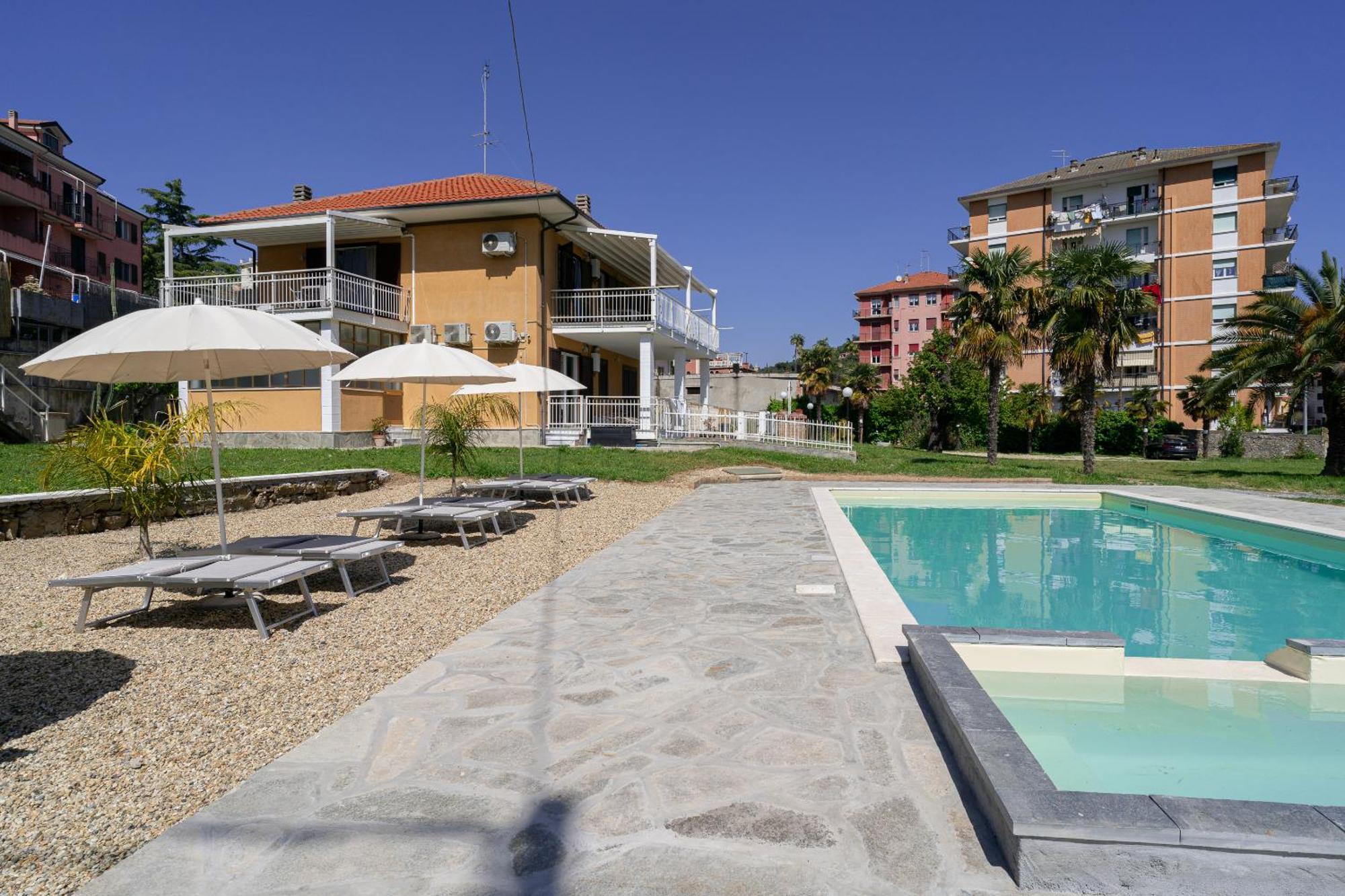 Il Gattino Di Porto - Apt 5 - Bilocale Terrazzo Piscina Imperia Exterior photo